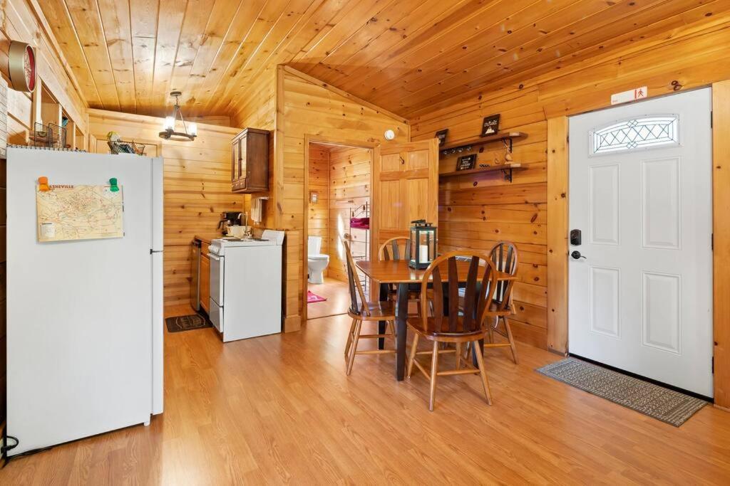 فيلا Dream Weaver Cabin Candler المظهر الخارجي الصورة