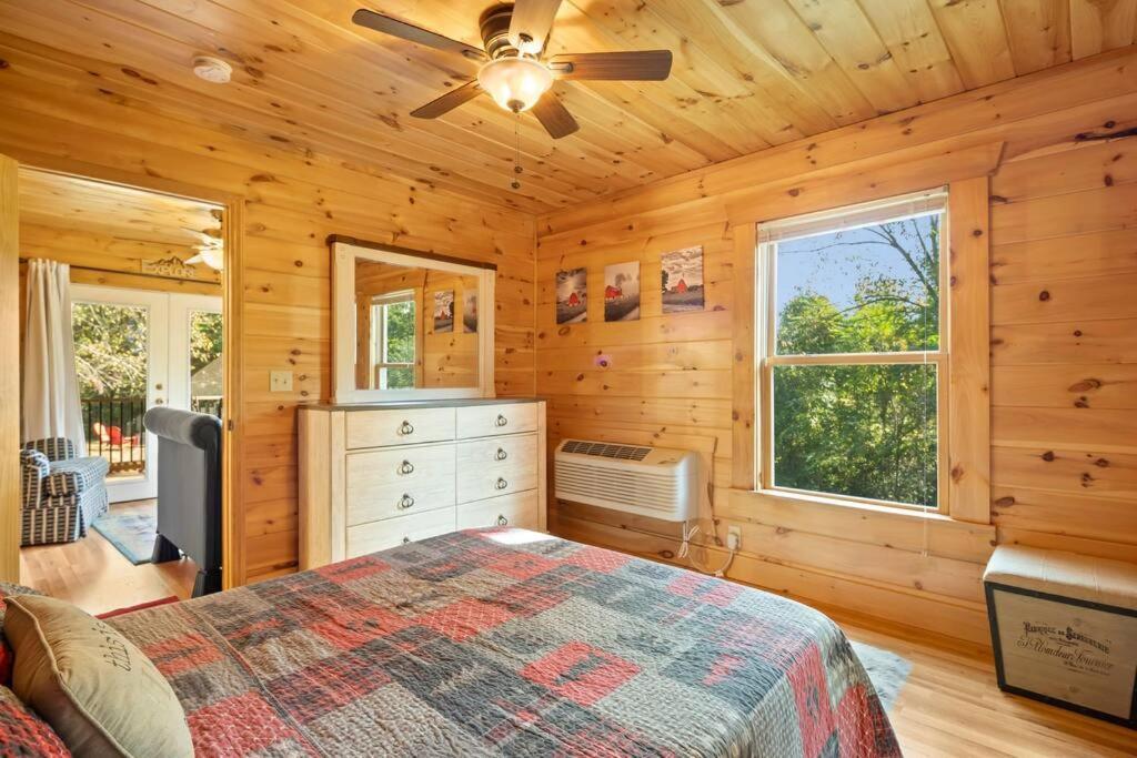 فيلا Dream Weaver Cabin Candler المظهر الخارجي الصورة