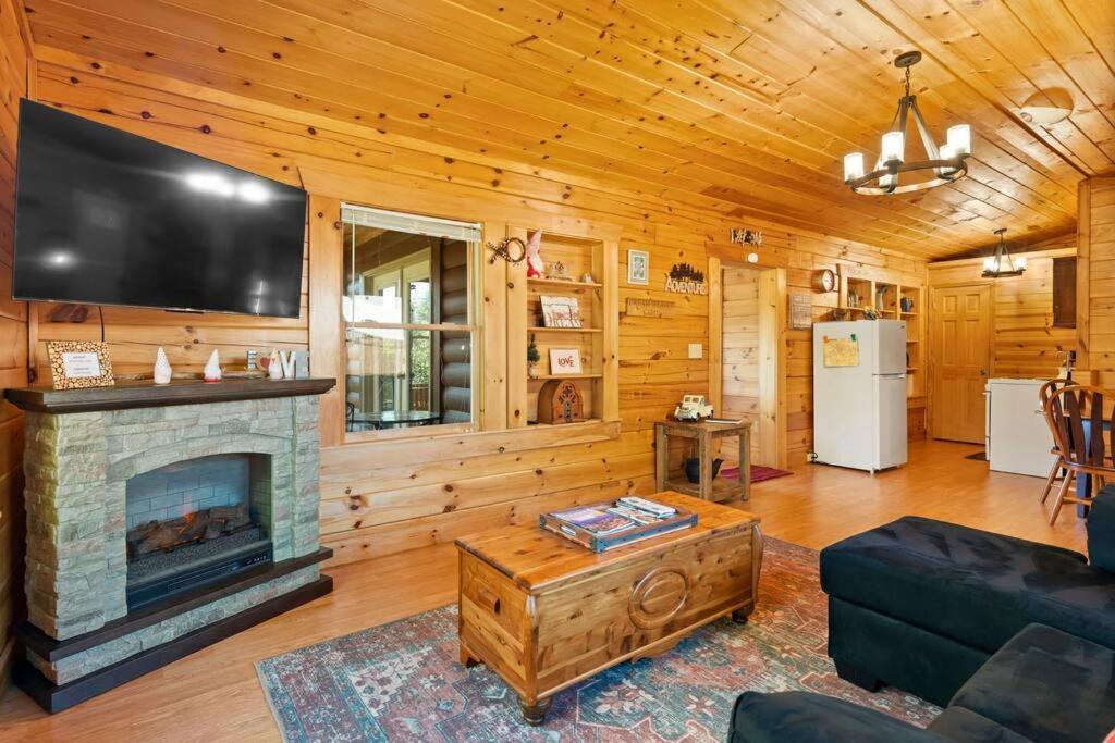 فيلا Dream Weaver Cabin Candler المظهر الخارجي الصورة